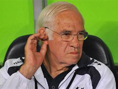 Luis Aragonese dev talip!