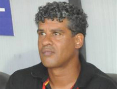 Rijkaard skorun rahatlığında