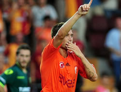 Kewell Kadıköyü iple çekiyor