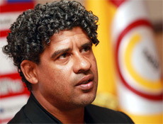 Frank Rijkaard suçluyu buldu